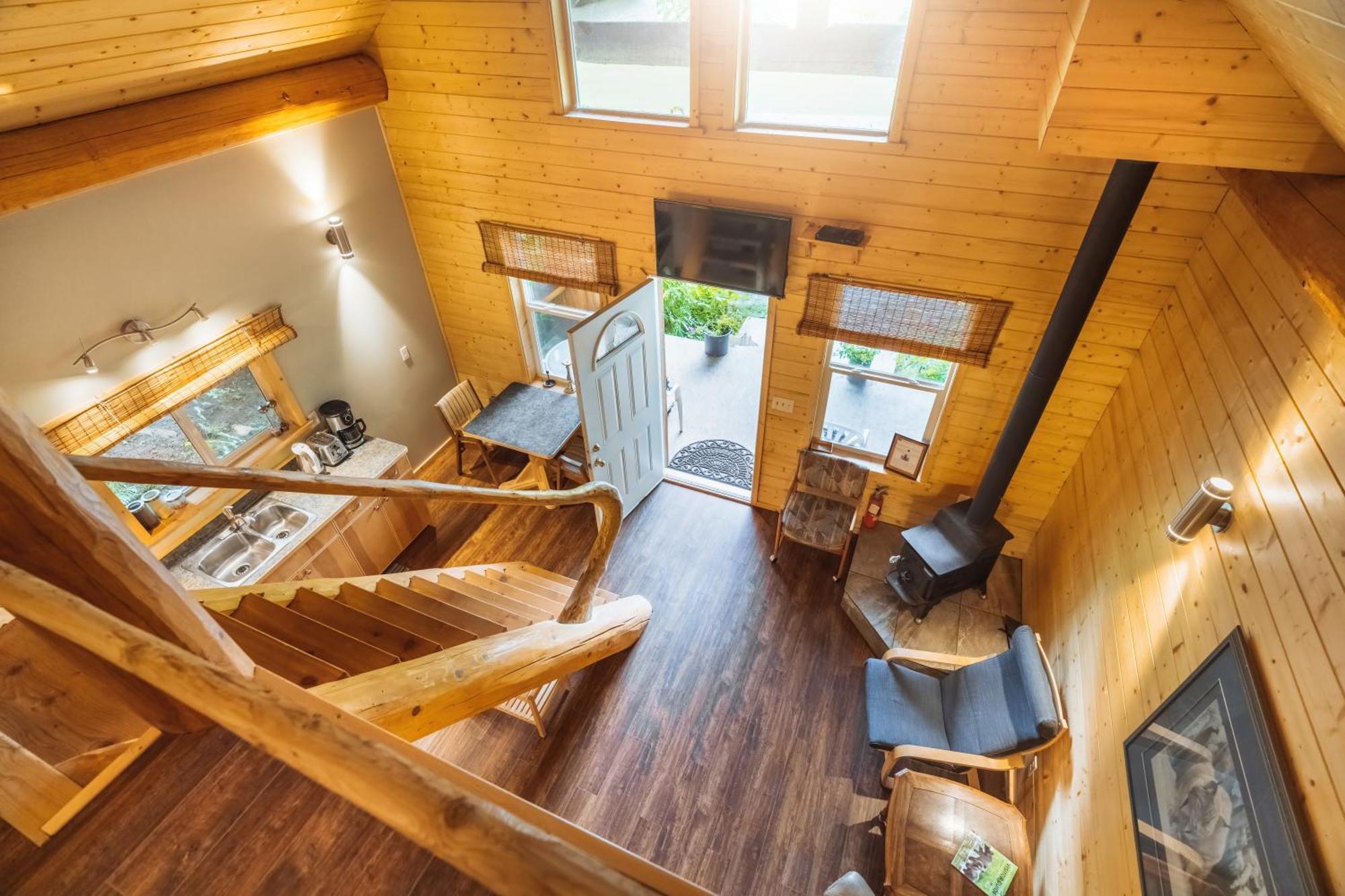Bella Coola Grizzly Tours And Resort Hagensborg Εξωτερικό φωτογραφία