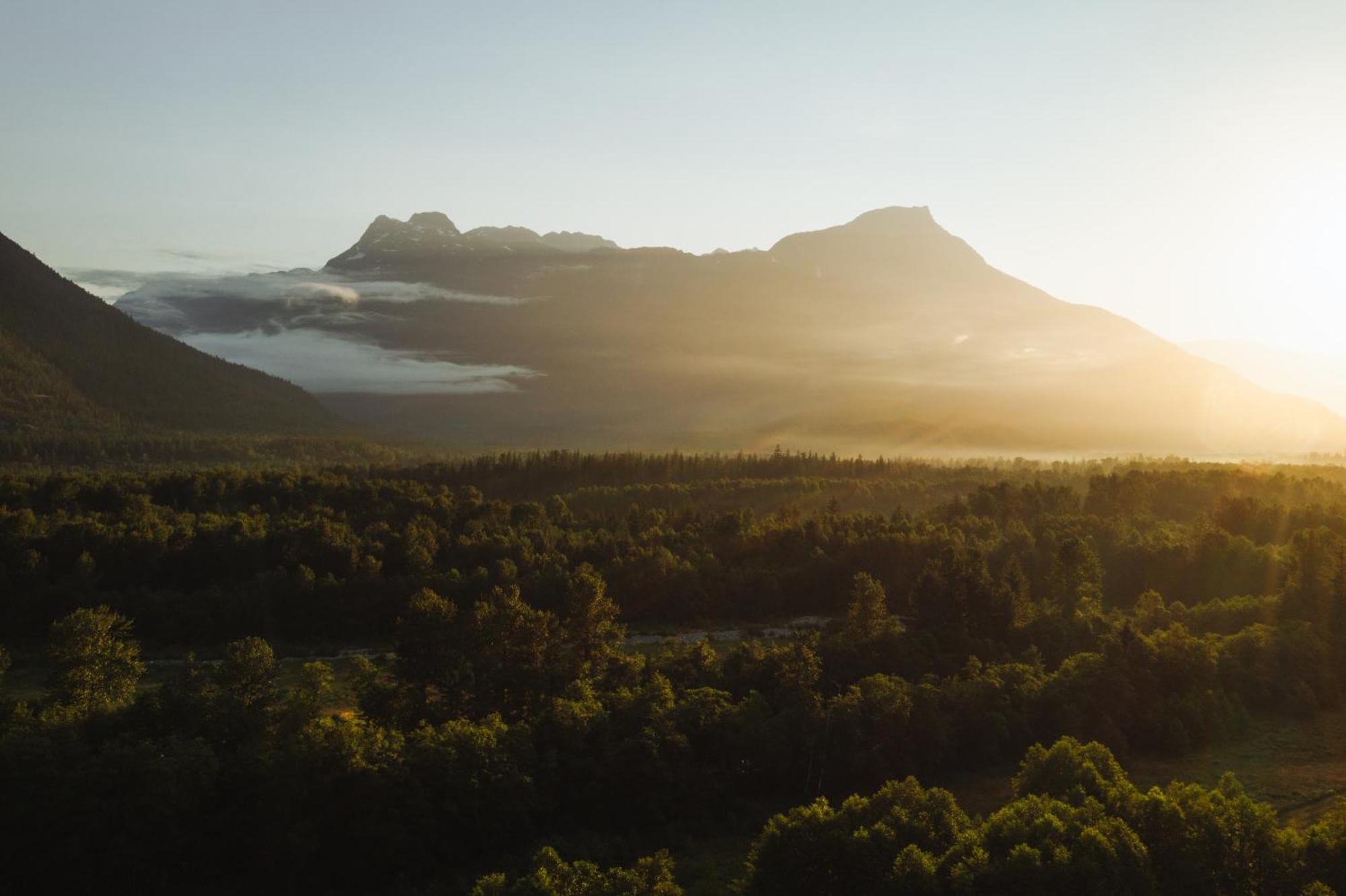 Bella Coola Grizzly Tours And Resort Hagensborg Εξωτερικό φωτογραφία