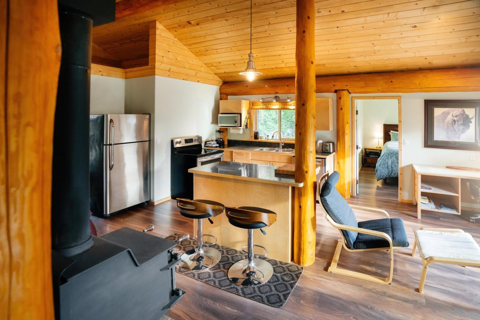 Bella Coola Grizzly Tours And Resort Hagensborg Εξωτερικό φωτογραφία