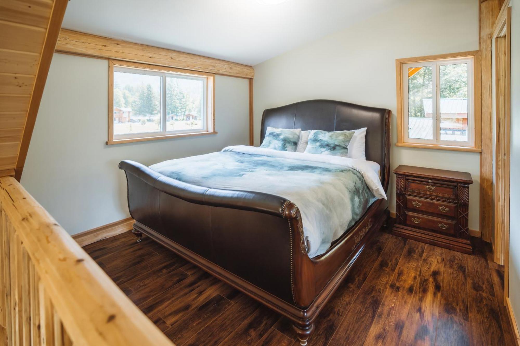 Bella Coola Grizzly Tours And Resort Hagensborg Εξωτερικό φωτογραφία