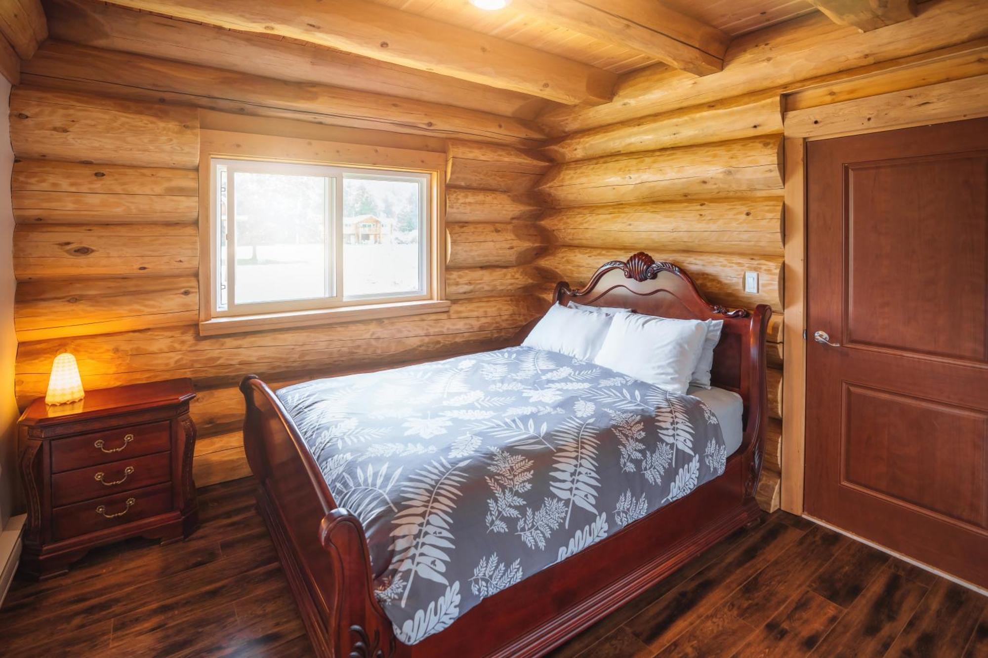Bella Coola Grizzly Tours And Resort Hagensborg Εξωτερικό φωτογραφία